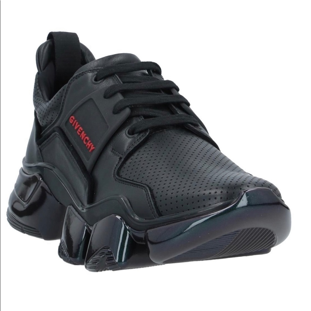 Givenchy Basse Jaw Sneakers